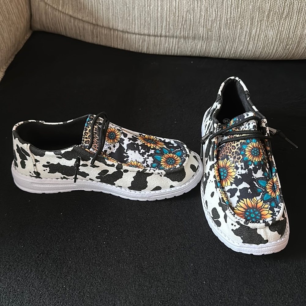 Sunflower 🌻 Slip-On Shoes